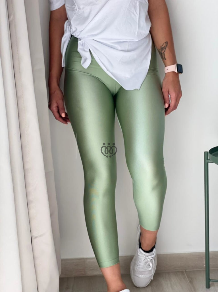 HIGH-WAIST SHINY LEGGING